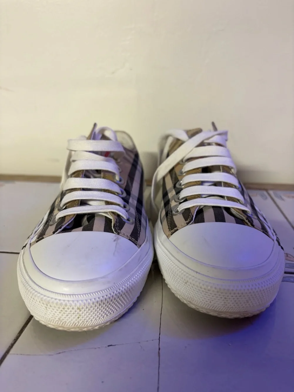 Burberry Logo Print Vintage Check Cotton Low Top Sneakers EU 39.5 US Women’s 9 - Picture 5 of 15